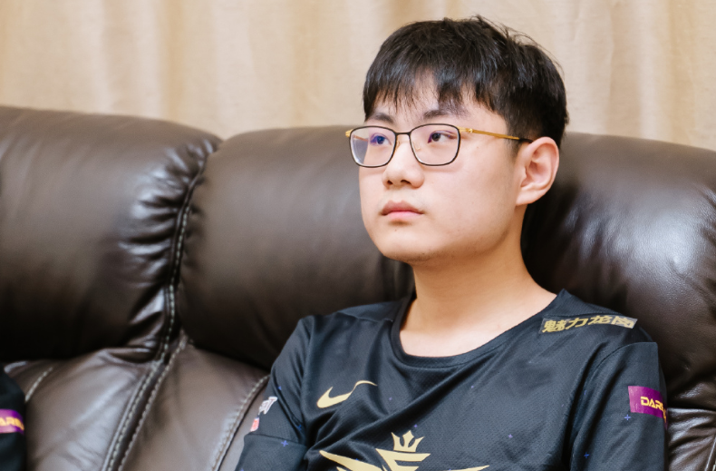 亚博体育-包含Rookie爆冷击败美国队，惊险取胜引爆全场！的词条