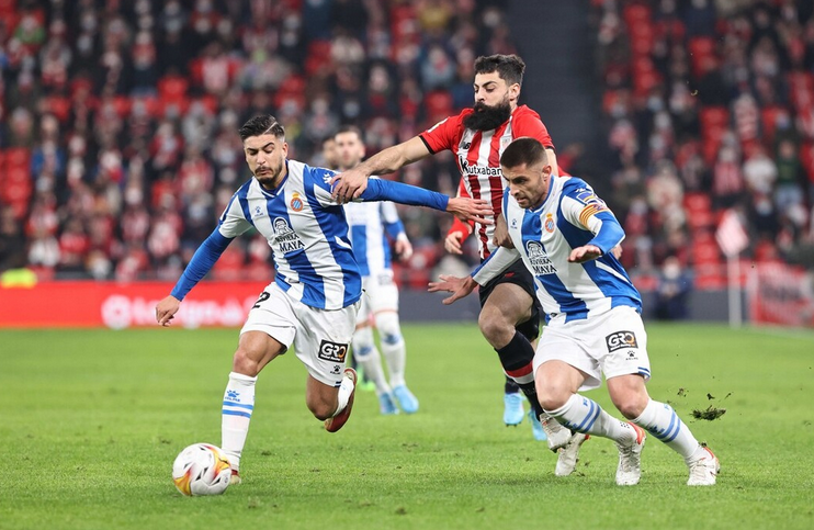 亚博-包含莱万多夫斯基遭遇二十连败，G2教练面临压力！的词条